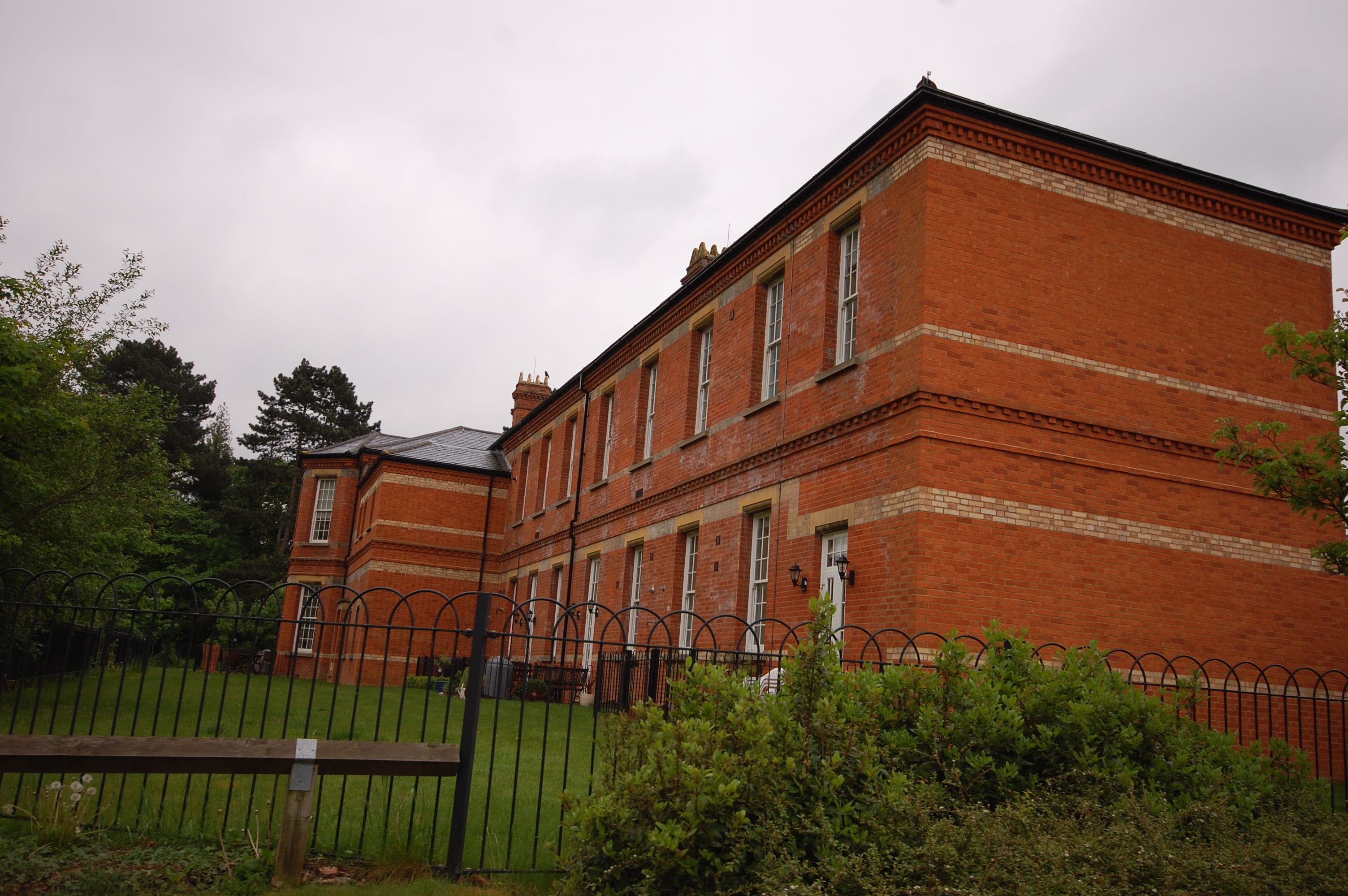 Long Grove Hospital, Epsom County Asylums